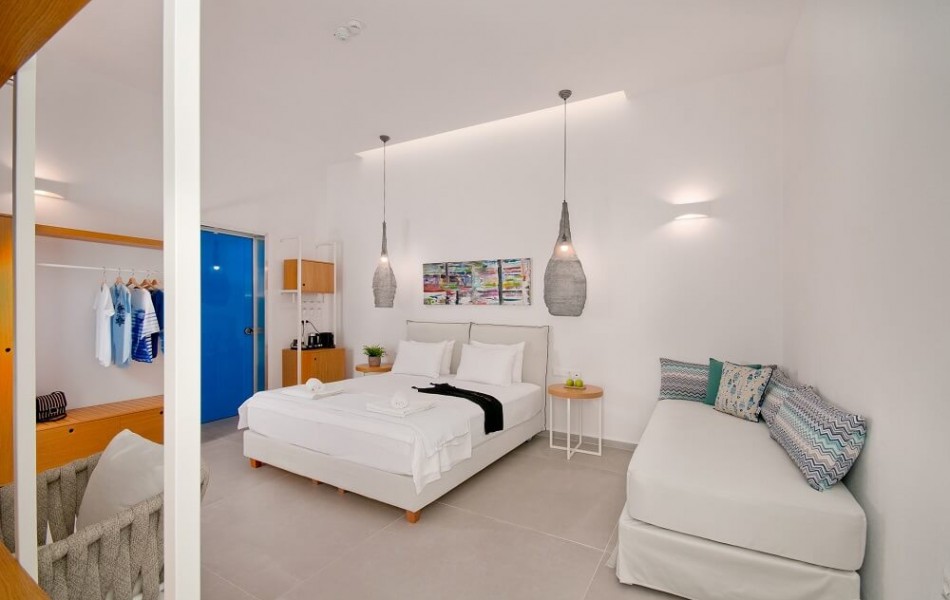 Tiara Holidays - Lefko Suites - Junior Suite - bedroom